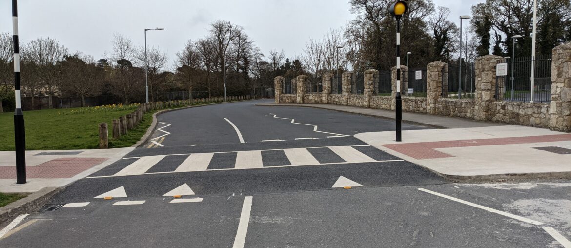 zebra crossing with belisha beacons, example of what is coming to Ballinteer Avenue